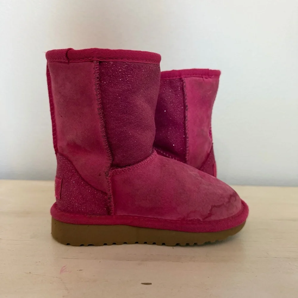 Ugg Pink Suede/Glitter Classic Short Boots